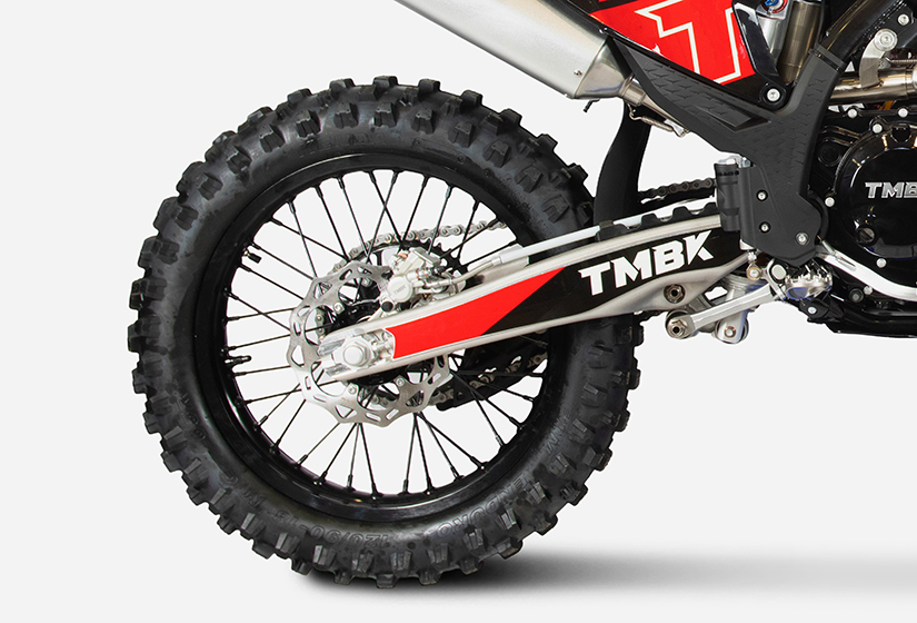 tmbk-revolta-450-black-red_06