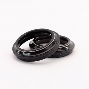 Пыльники переднего амортизатора (вилки) 47x58x14 комплект 2шт.